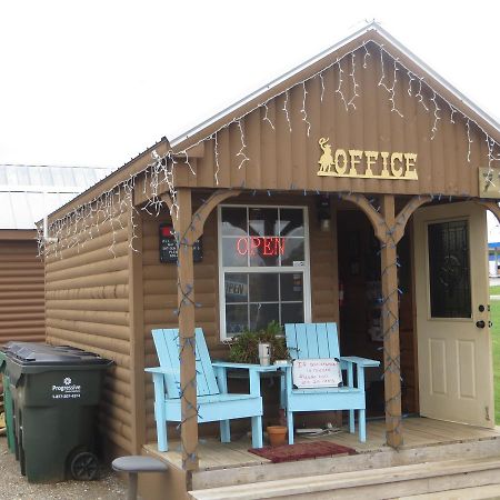 All Tucked Inn Cabins Stockdale 외부 사진