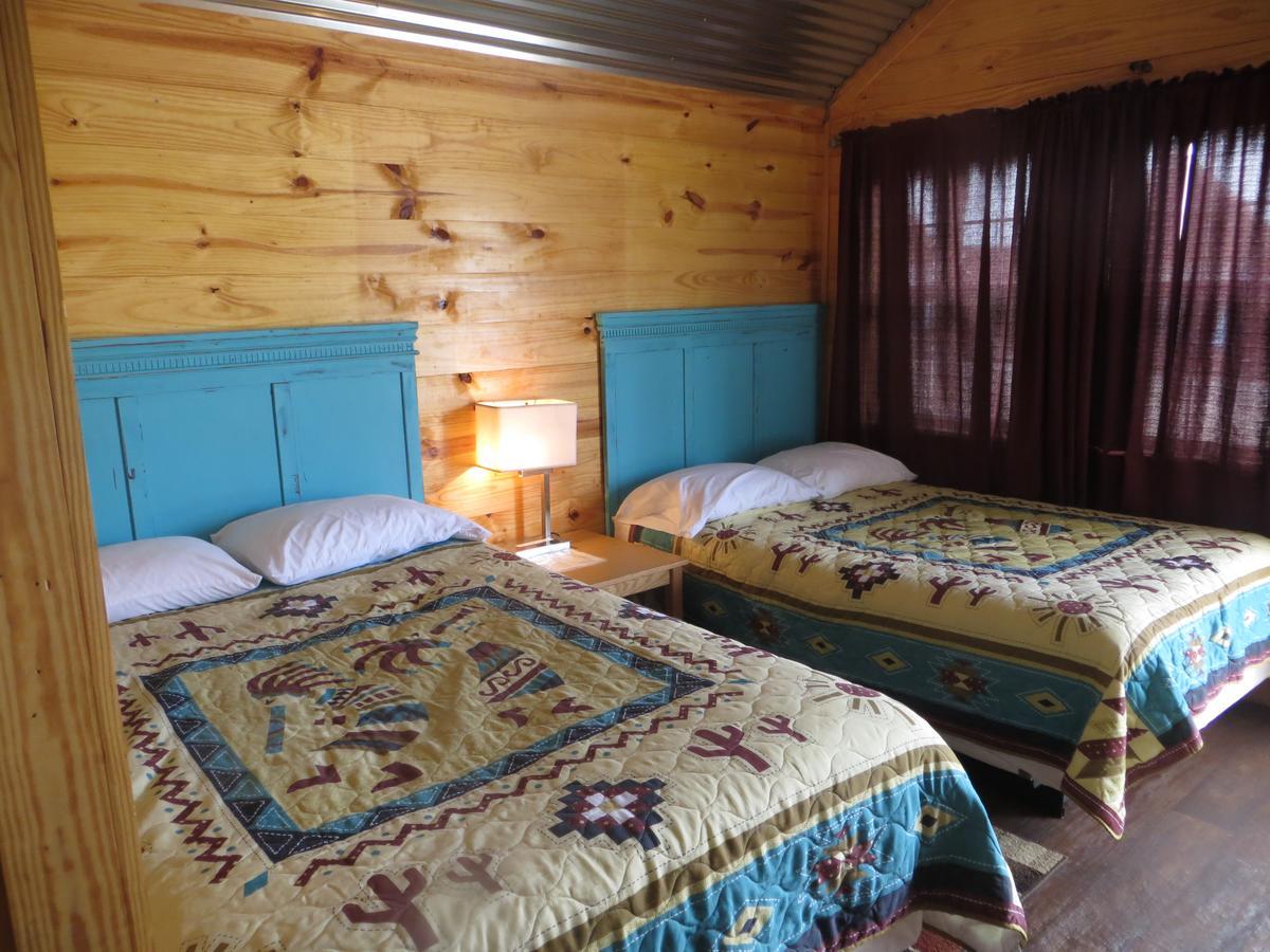 All Tucked Inn Cabins Stockdale 외부 사진